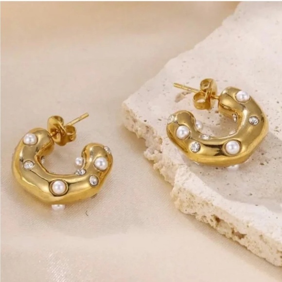 “Bella” Gold Plated Pearl and Diamond  chunky Hoops - Picture 7 of 9